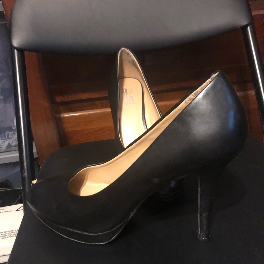 Sale only $ 10 9&CO shoes